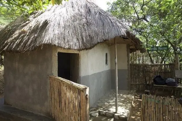 Traditional Tek Büyük Yataklı Oda