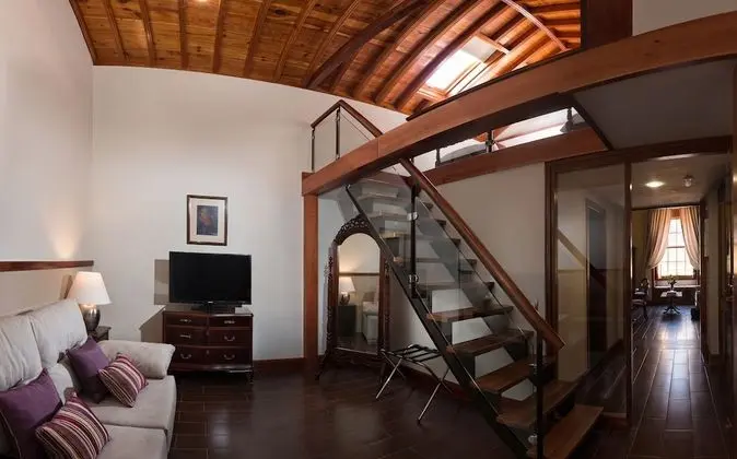 Deluxe Süit (Comares 2 adults)