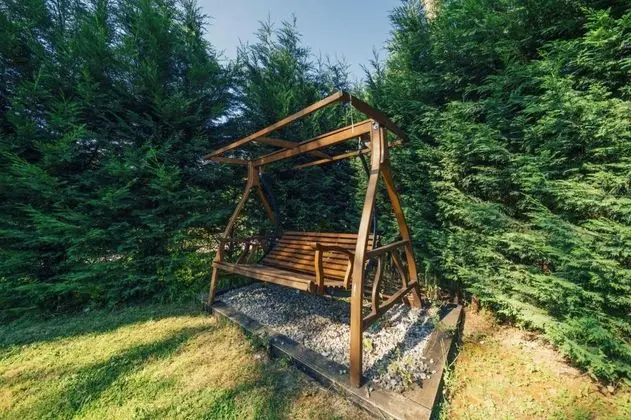 Bungalow 3 Kişilik Oda, Bahçe Manzaralı, Verandalı
