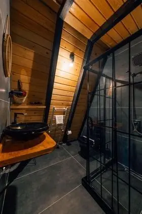 Bungalow 3 Kişilik Oda, Bahçe Manzaralı, Verandalı