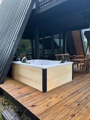 Deluxe Bungalow Jakuzili 4 Kişilik