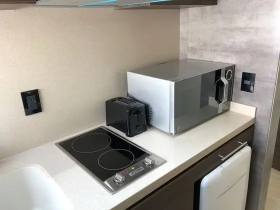 Suite 1 King Bed with Kitchenette