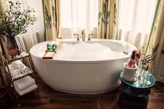 Luxury Süit, Banyolu/Duşlu (Bond Suite)