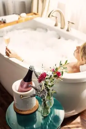 Luxury Süit, Banyolu/Duşlu (Bond Suite)