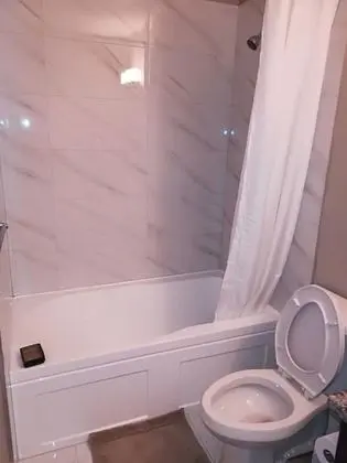 Oda, Özel Banyo (Raz)
