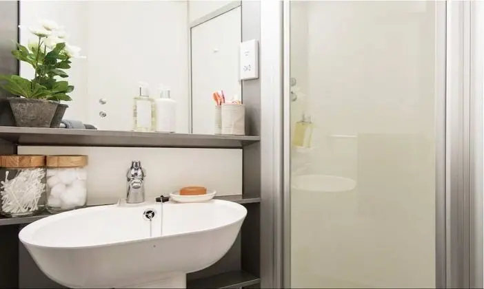 Tek Büyük Yataklı Oda (3/4 Size Small Double Bed)