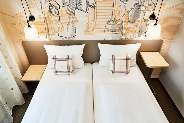 Basic Tek Büyük Yataklı Oda