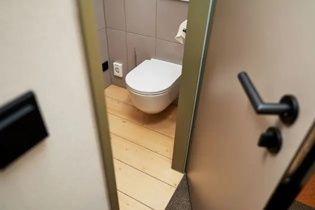 Basic Tek Büyük Yataklı Oda