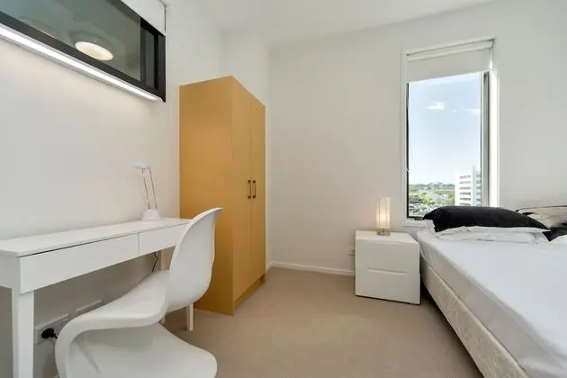 Standard Apart Daire, 2 Yatak Odası, Küçük Mutfak, Şehir Manzaralı