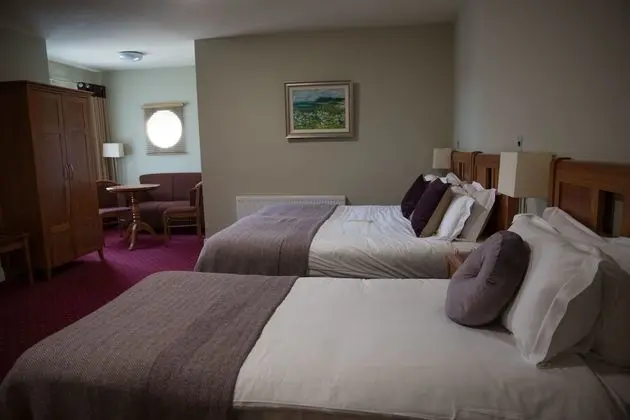 Standard Tek Büyük veya İki Ayrı Yataklı Oda