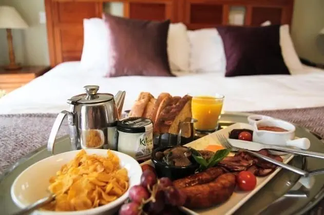 Standard Tek Büyük veya İki Ayrı Yataklı Oda