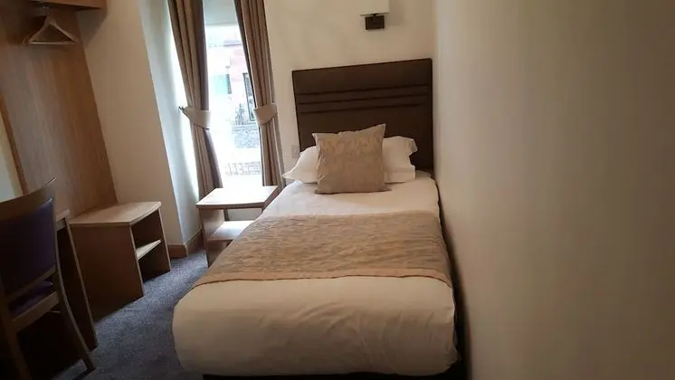 Tek Kişilik Oda, Banyolu/Duşlu
