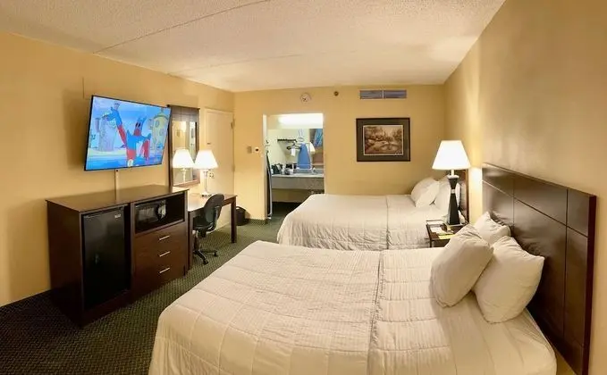 Double Exterior Room