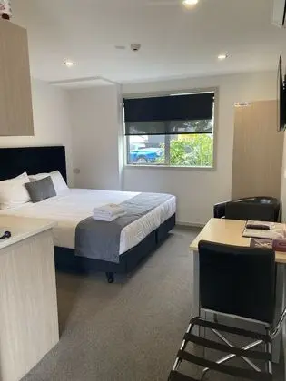 Business Stüdyo, 1 En Büyük (King) Boy Yatak, Buzdolabı ve Mikrodalga