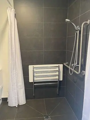 Business Stüdyo, 1 En Büyük (King) Boy Yatak, Buzdolabı ve Mikrodalga