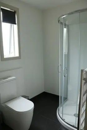 Executive Oda, 2 Yatak Odası, Buzdolabı ve Mikrodalga (First Floor)