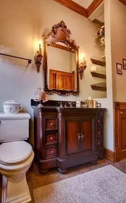 Grand Ev, 1 Büyük (Queen) Boy Yatak, Özel Banyo