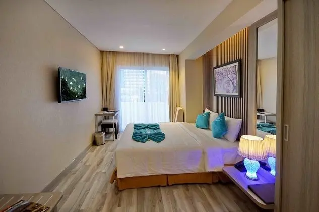 Deluxe Oda, Şehir Manzaralı (Senior)