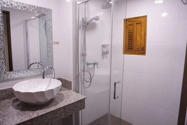 Superior Oda, 1 Çift Kişilik Yatak, Havuz Manzaralı