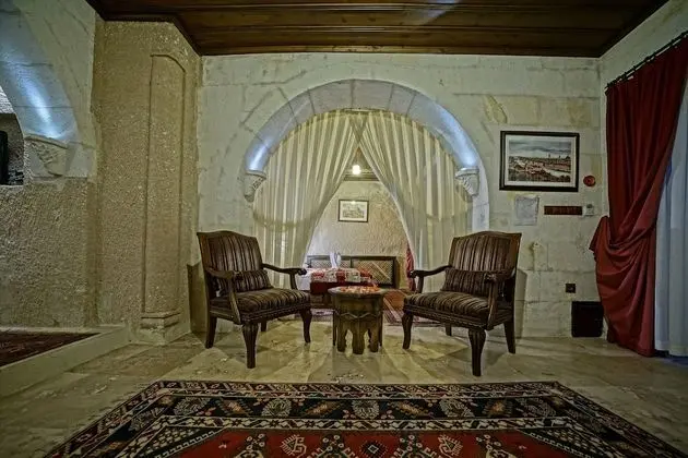 Luxury Cave Suite