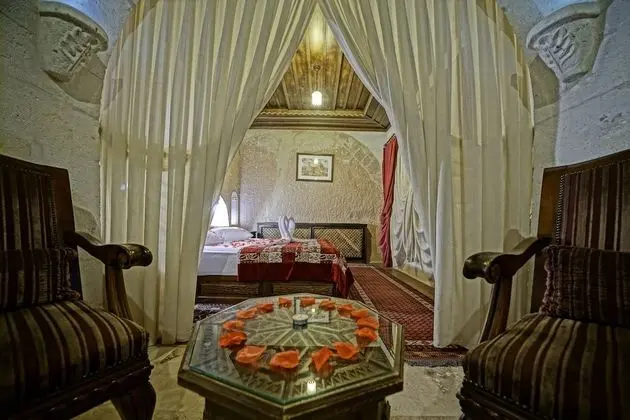 Luxury Cave Suite