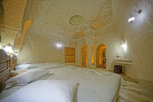 Luxury Cave Suite