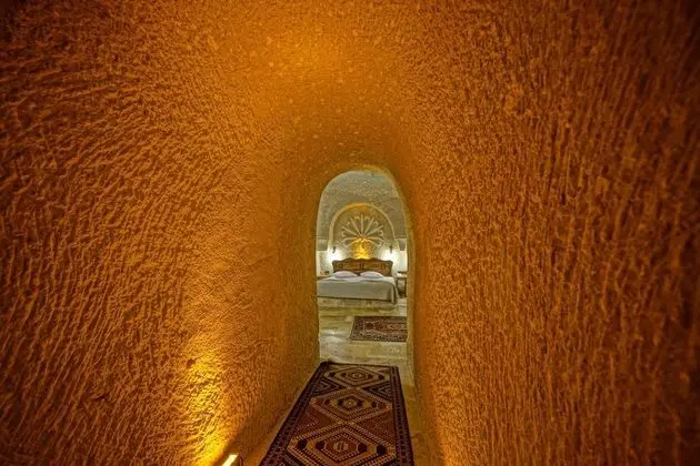 Luxury Cave Suite