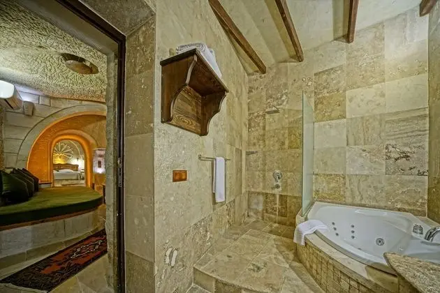 Luxury Cave Suite