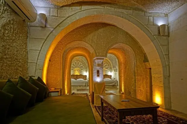 Luxury Cave Suite