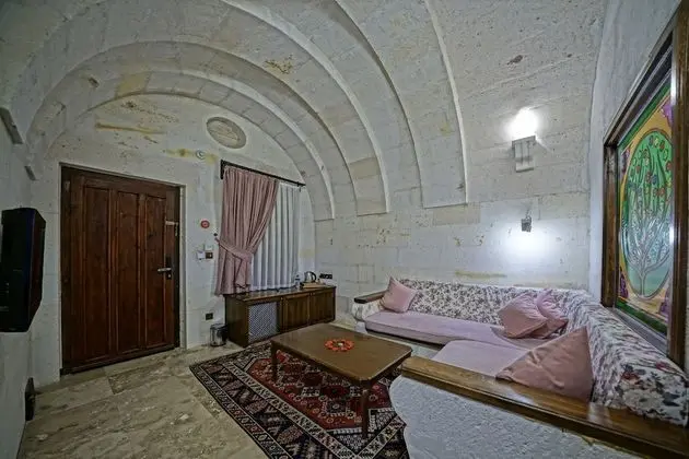 Luxury Cave Suite with Turkish Bath