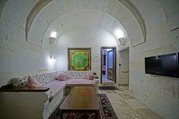 Luxury Cave Suite with Turkish Bath