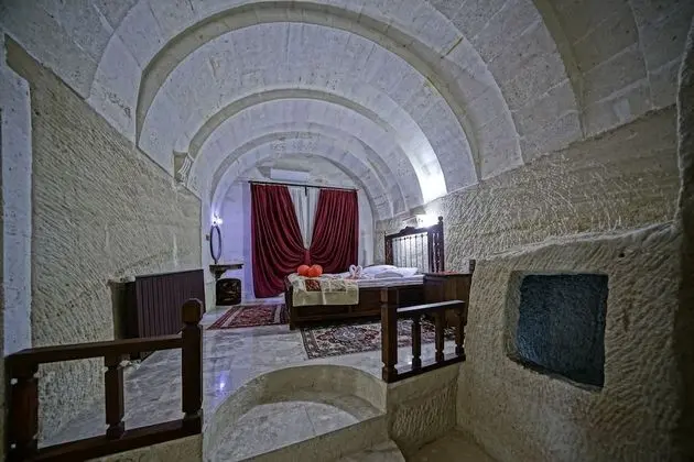 Luxury Cave Suite with Turkish Bath
