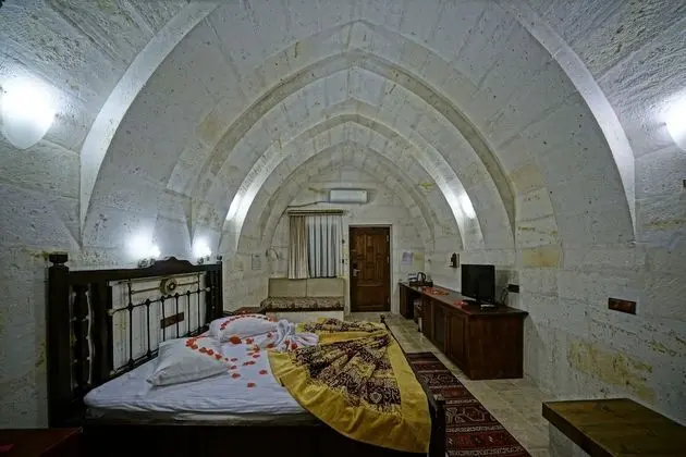 Luxury Cave Suite with Turkish Bath