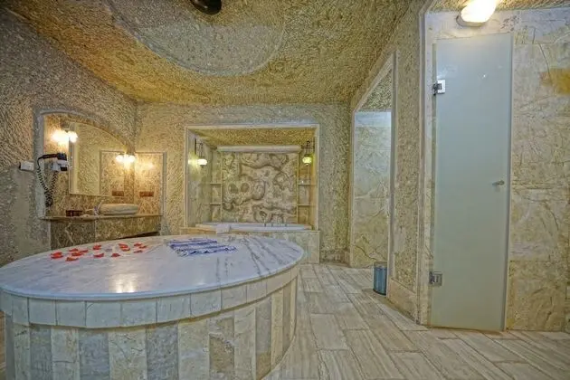 Luxury Cave Suite with Turkish Bath