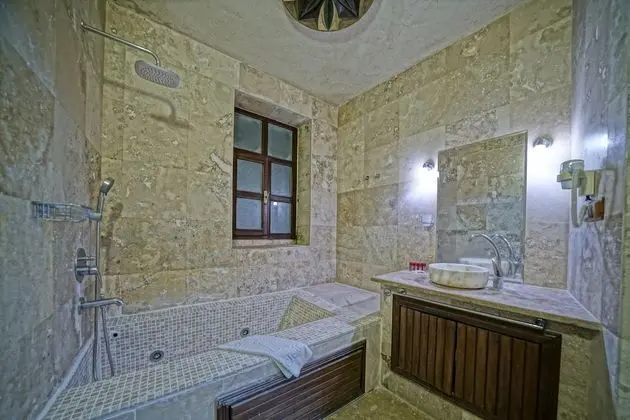 Luxury Cave Suite with Turkish Bath