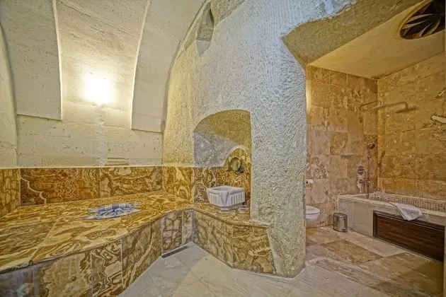 Luxury Cave Suite with Turkish Bath