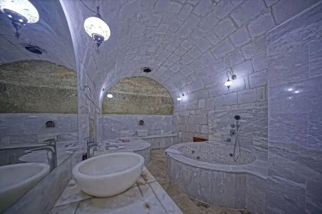 Premium King Cave Suite With Turkish Bath