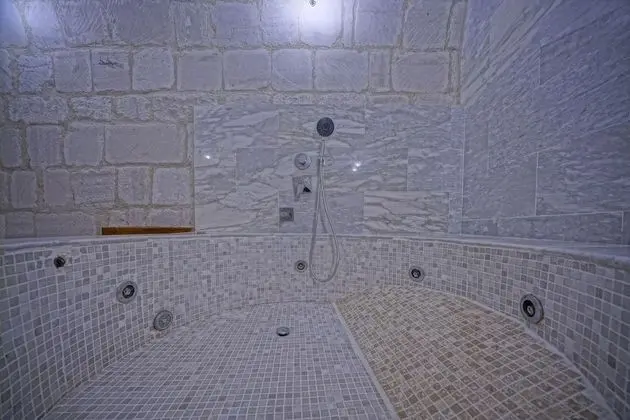 Premium King Cave Suite With Turkish Bath
