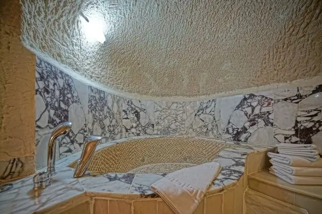 Premium King Cave Suite With Turkish Bath
