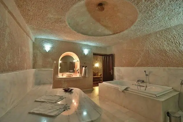 Premium King Cave Suite With Turkish Bath