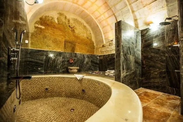 Premium King Cave Suite With Turkish Bath
