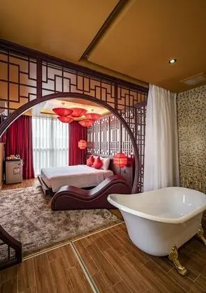 Deluxe Tek Büyük Yataklı Oda