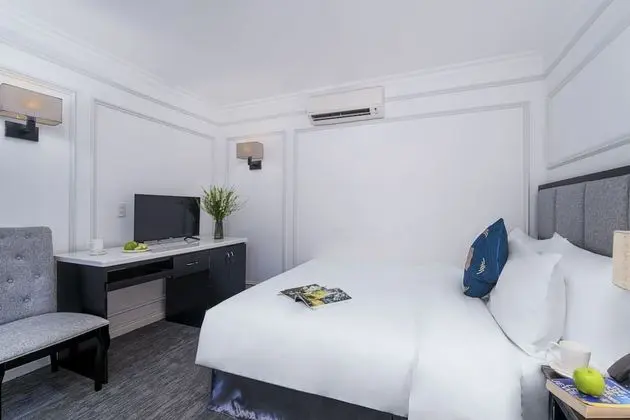 Deluxe Tek Büyük Yataklı Oda