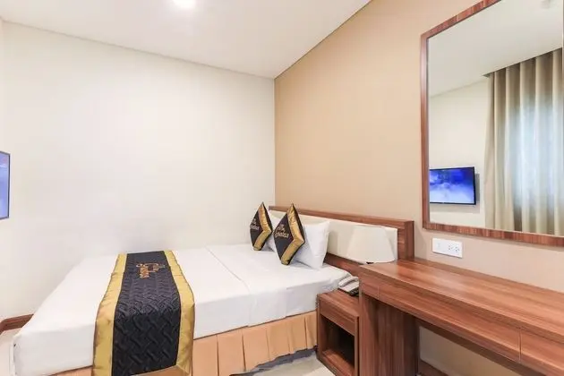 Deluxe Tek Büyük Yataklı Oda