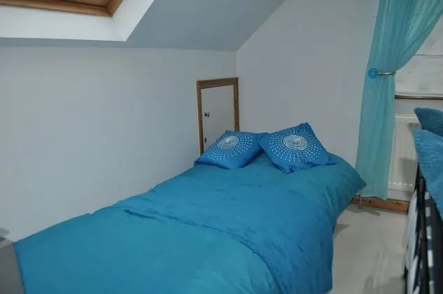 Tek Büyük Yataklı Oda