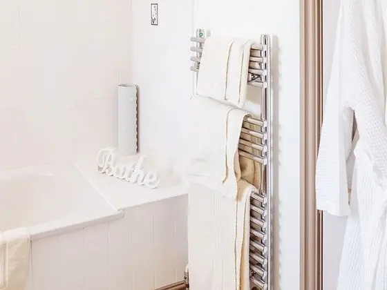 Deluxe Tek Büyük Yataklı Oda, Banyolu/Duşlu
