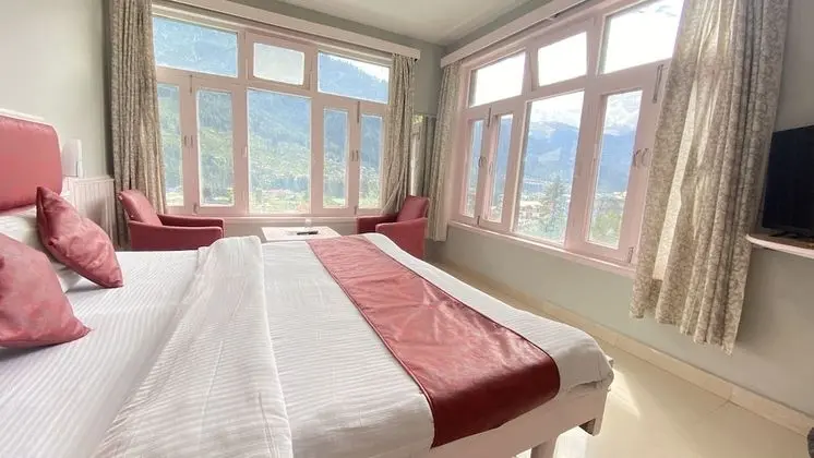 Superior Tek Büyük Yataklı Oda
