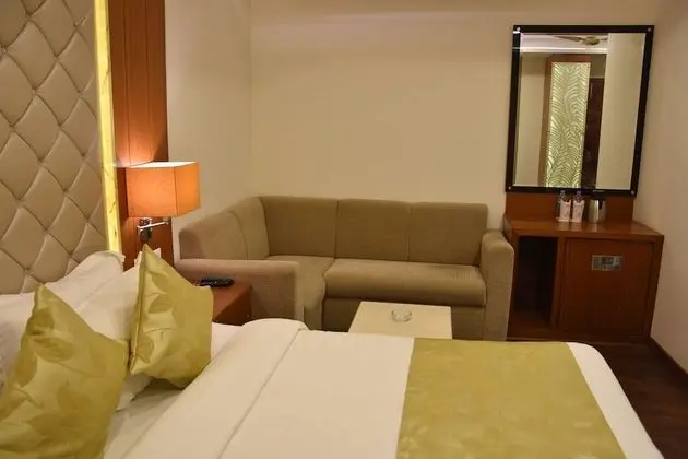 Deluxe Tek Büyük Yataklı Oda, Sigara İçilmez, Park Manzaralı
