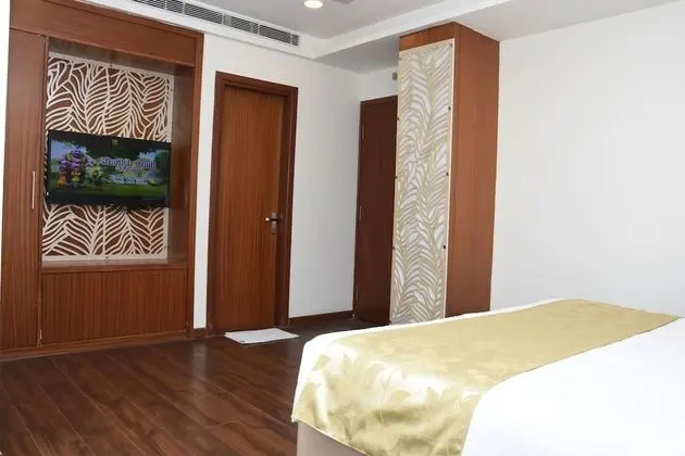 Deluxe Tek Büyük Yataklı Oda, Sigara İçilmez, Park Manzaralı