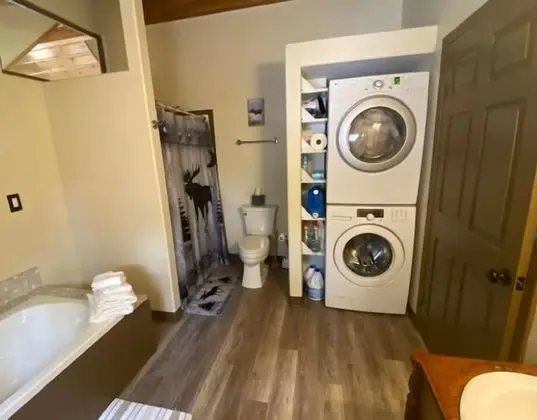 Süit, Banyolu/Duşlu